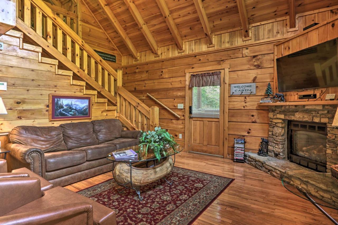Gatlinburg Mountainside Escape With Deck And Hot Tub! Villa Buitenkant foto