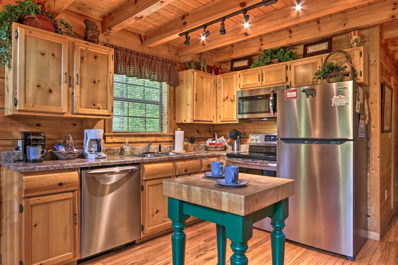 Gatlinburg Mountainside Escape With Deck And Hot Tub! Villa Buitenkant foto