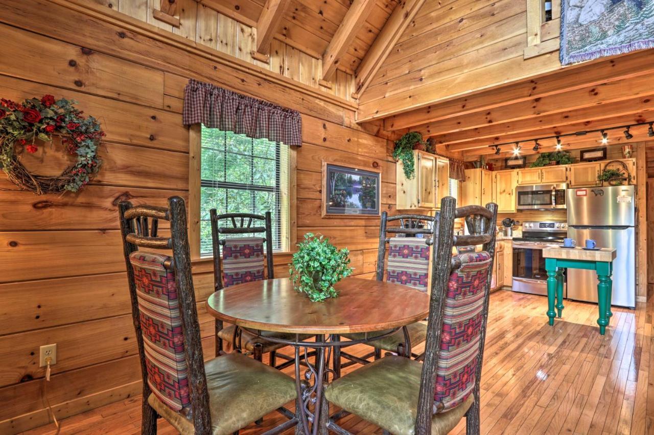 Gatlinburg Mountainside Escape With Deck And Hot Tub! Villa Buitenkant foto