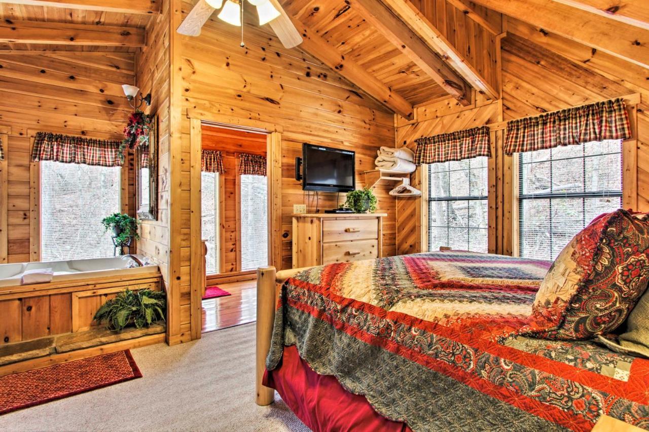 Gatlinburg Mountainside Escape With Deck And Hot Tub! Villa Buitenkant foto