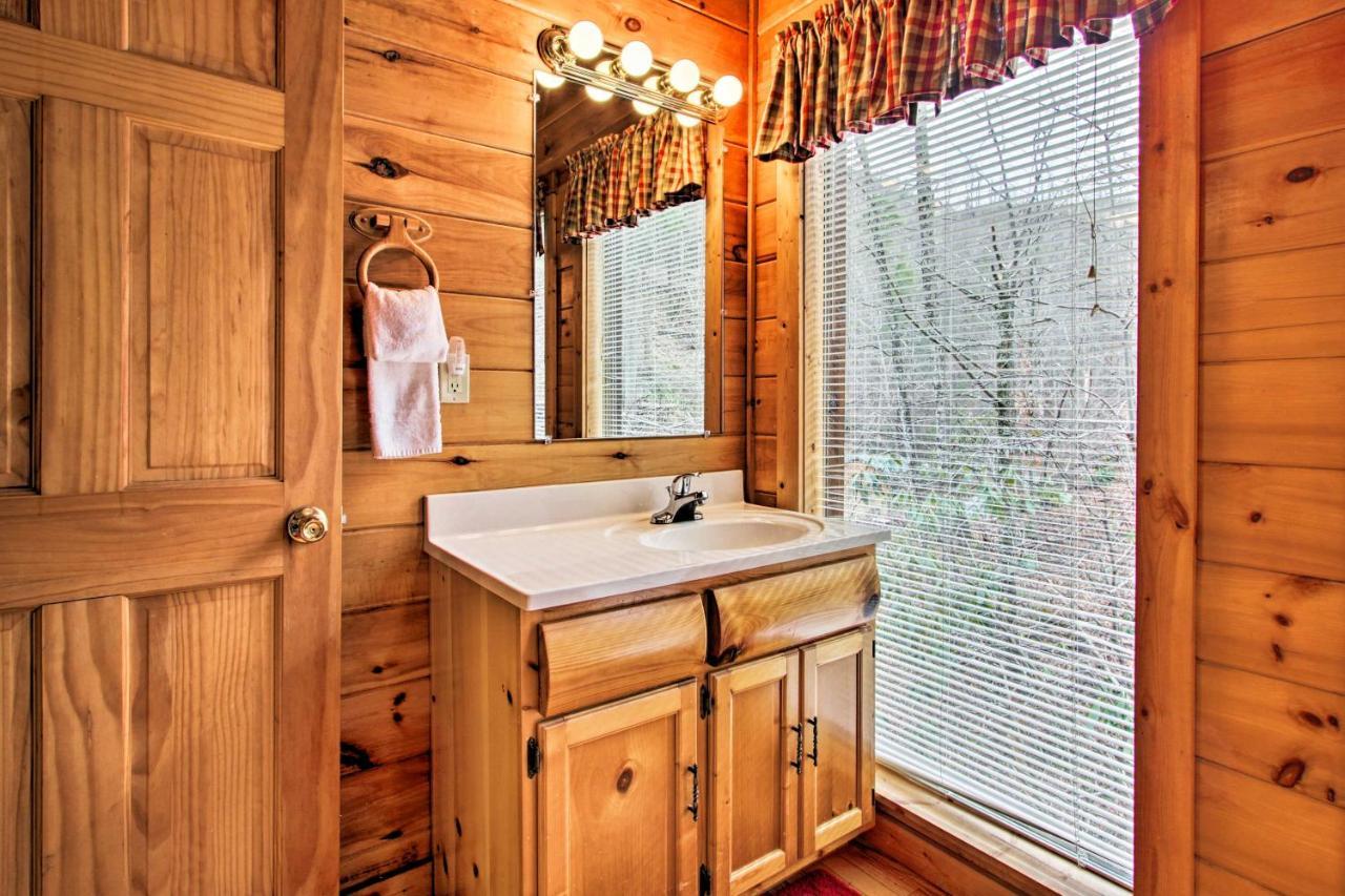 Gatlinburg Mountainside Escape With Deck And Hot Tub! Villa Buitenkant foto
