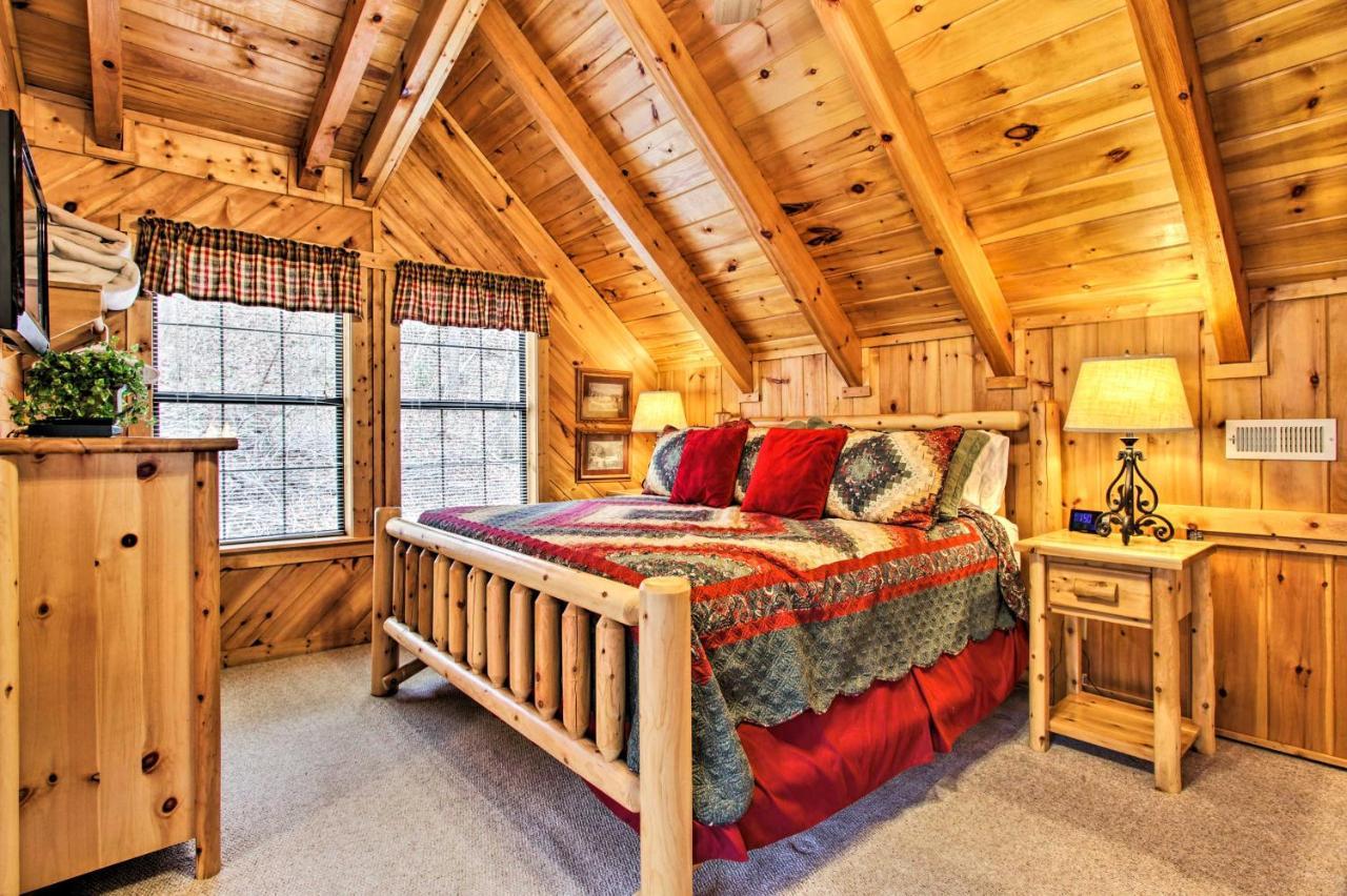 Gatlinburg Mountainside Escape With Deck And Hot Tub! Villa Buitenkant foto